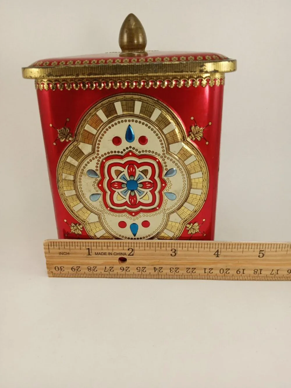vintage Baret Ware Square Biscuit Tin, Candy Box, England ornate finial red gold